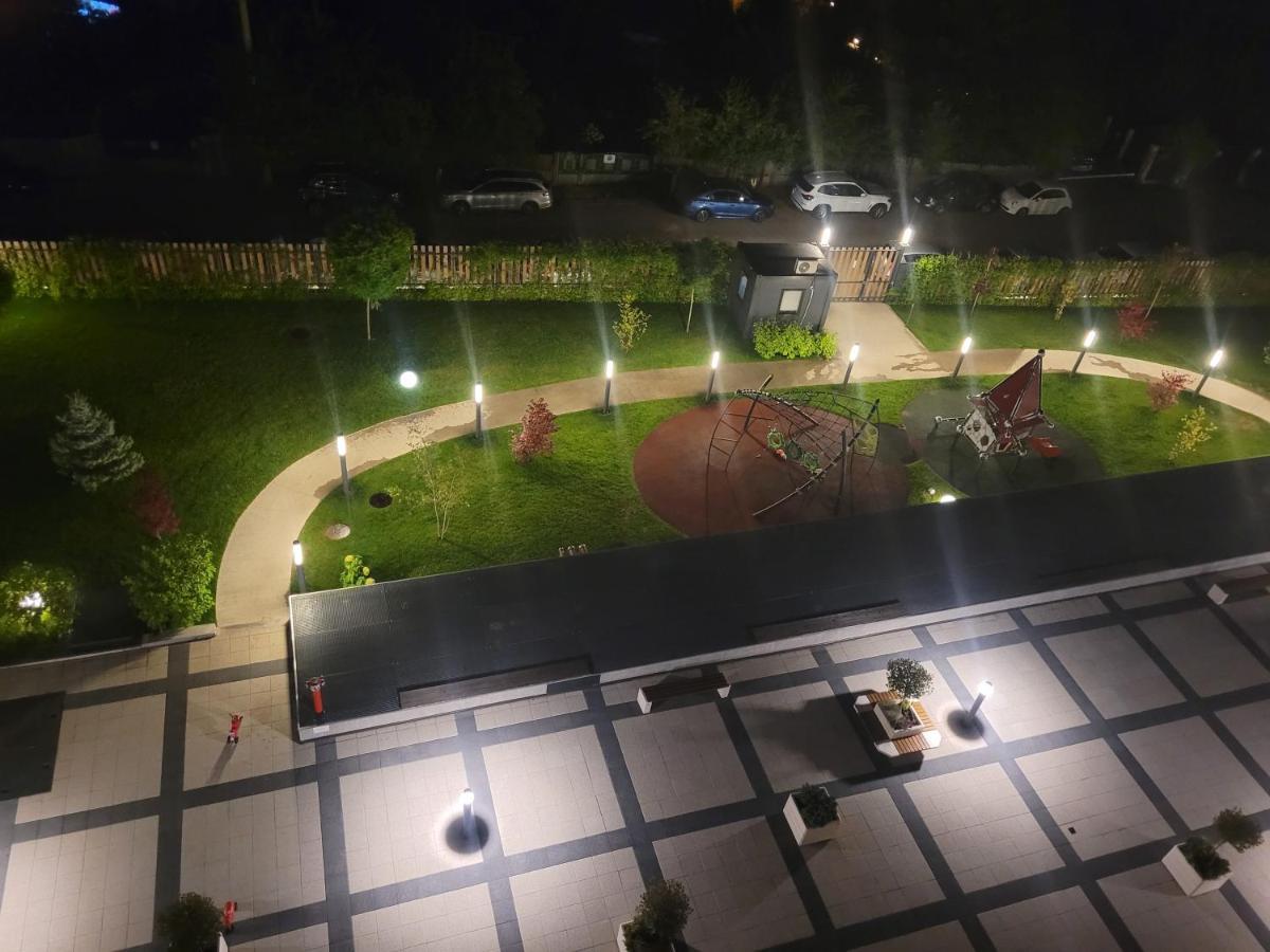 Apartment In Bucharest, Baneasa Green Area Экстерьер фото
