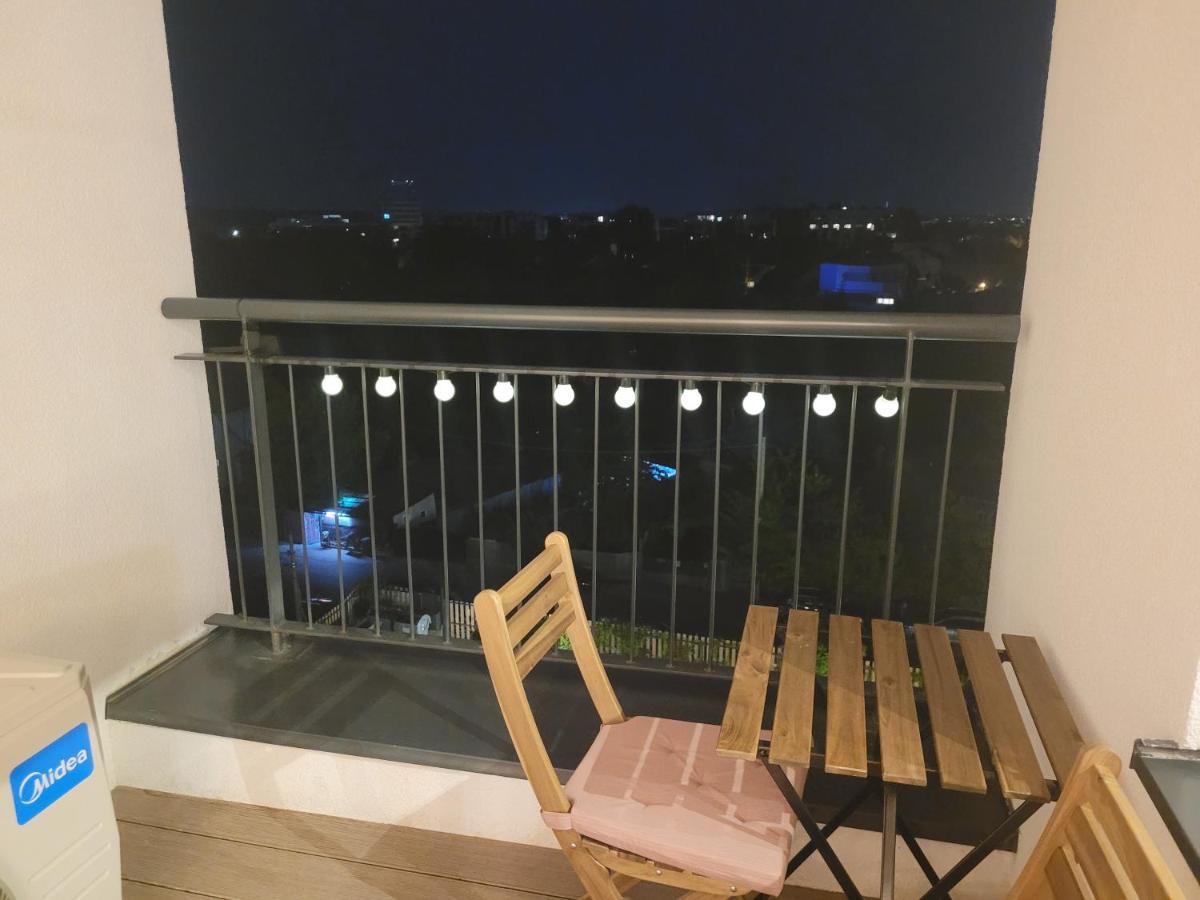 Apartment In Bucharest, Baneasa Green Area Экстерьер фото